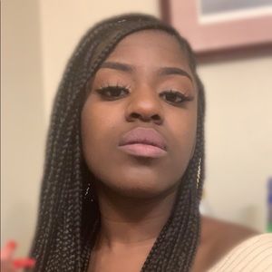 Meet your Posher, Tara